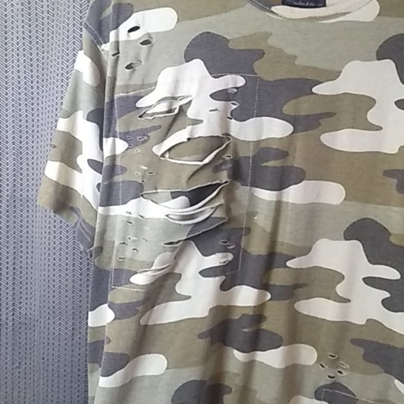 Army fatigue Duck tail Tee Shirt - Picture 4 of 4